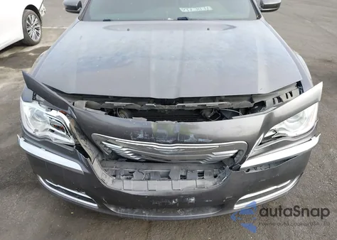 2014 Chrysler 300 from USA, damaged, VIN 2C3CCAAGXEH272911